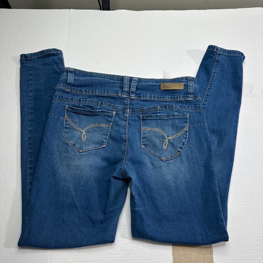 YMI Wanna Betta Butt Mid-Rise Skinny Jeans Size 9 Stretchy Denim Blue - Picture 2 of 14